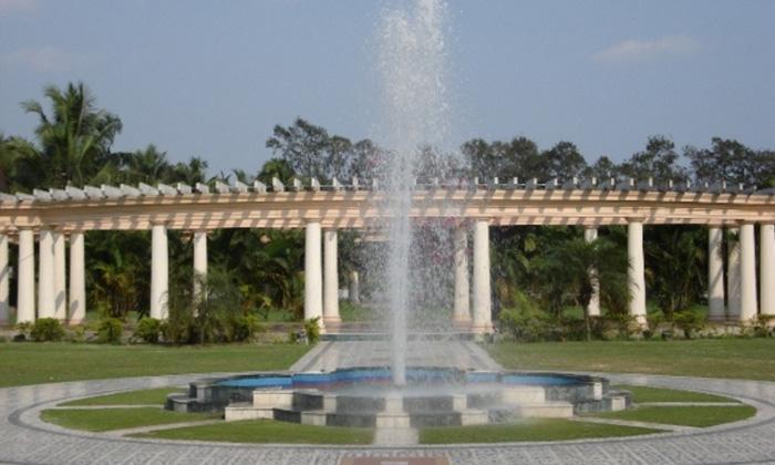 The Land Country Club Residency Resort Kolkata